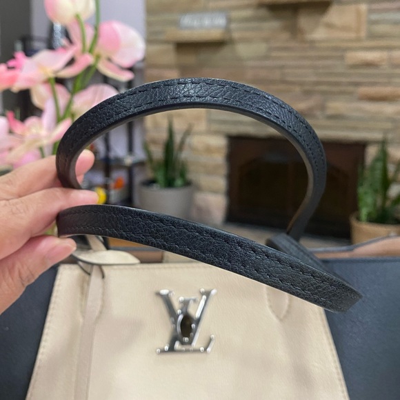 ❤️authentic lv - Picture 10 of 16